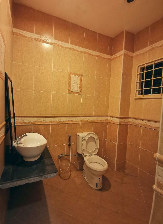 Ria Homestay Τζόχορ Μπάχρου Εξωτερικό φωτογραφία