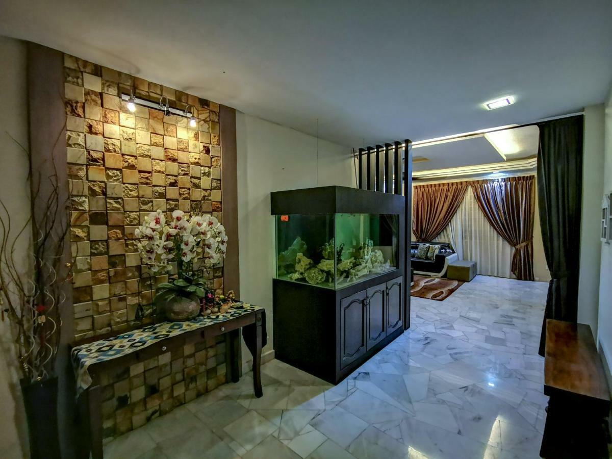 Ria Homestay Τζόχορ Μπάχρου Εξωτερικό φωτογραφία