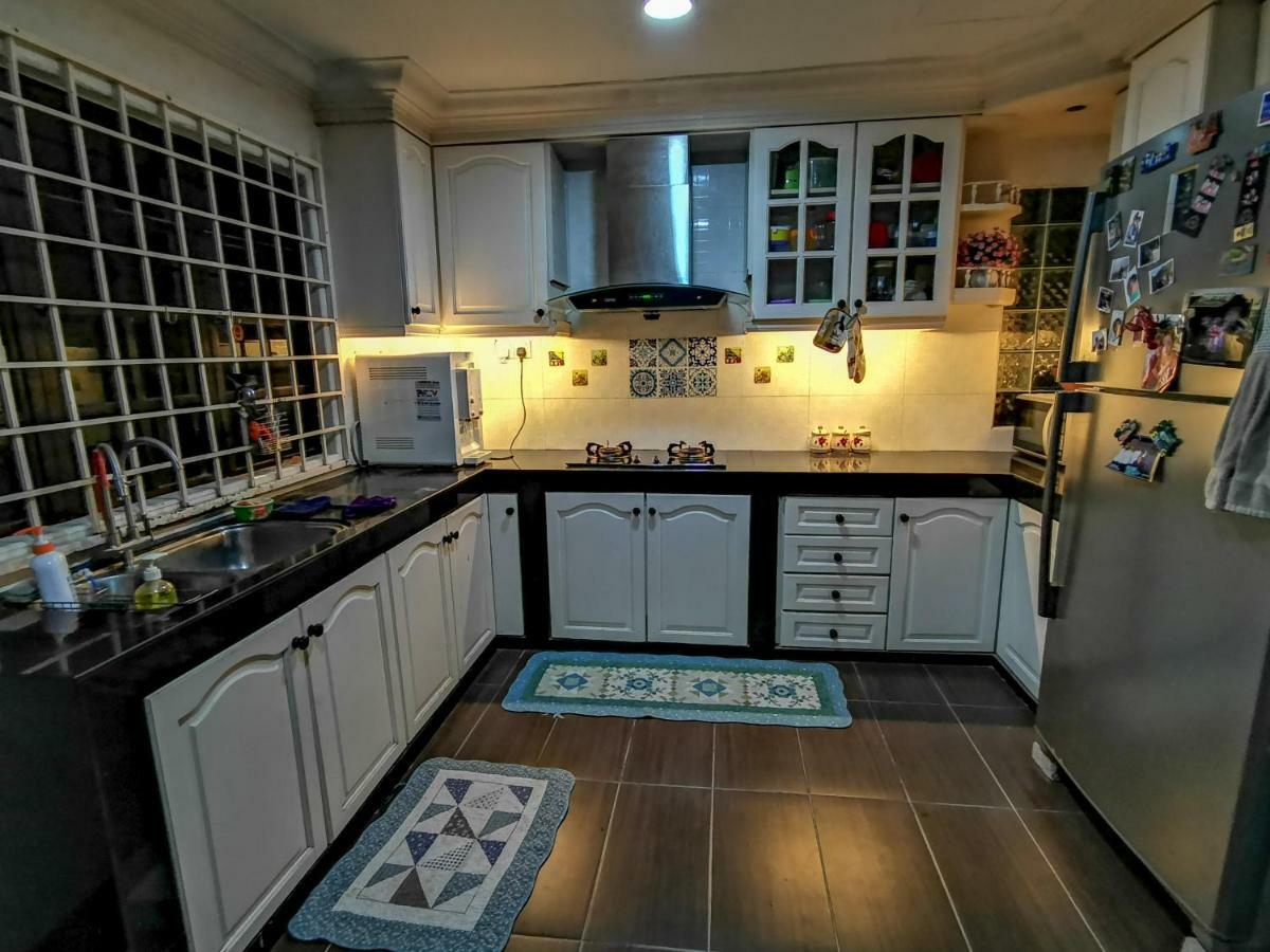 Ria Homestay Τζόχορ Μπάχρου Εξωτερικό φωτογραφία